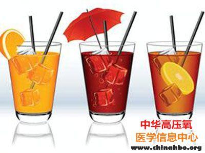 一周4次含糖饮料就可伤肾 您还敢喝吗？